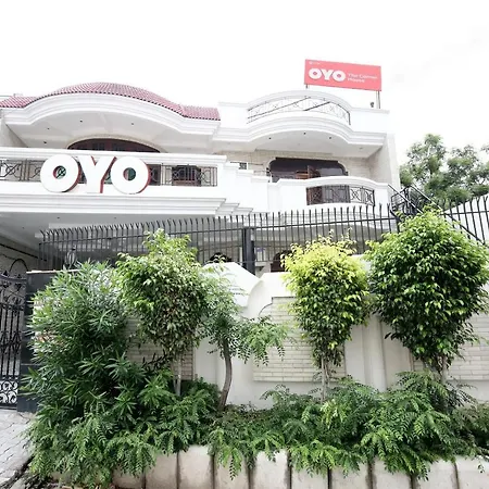 Oyo 16130 The Corner House Hotel Ludhiana